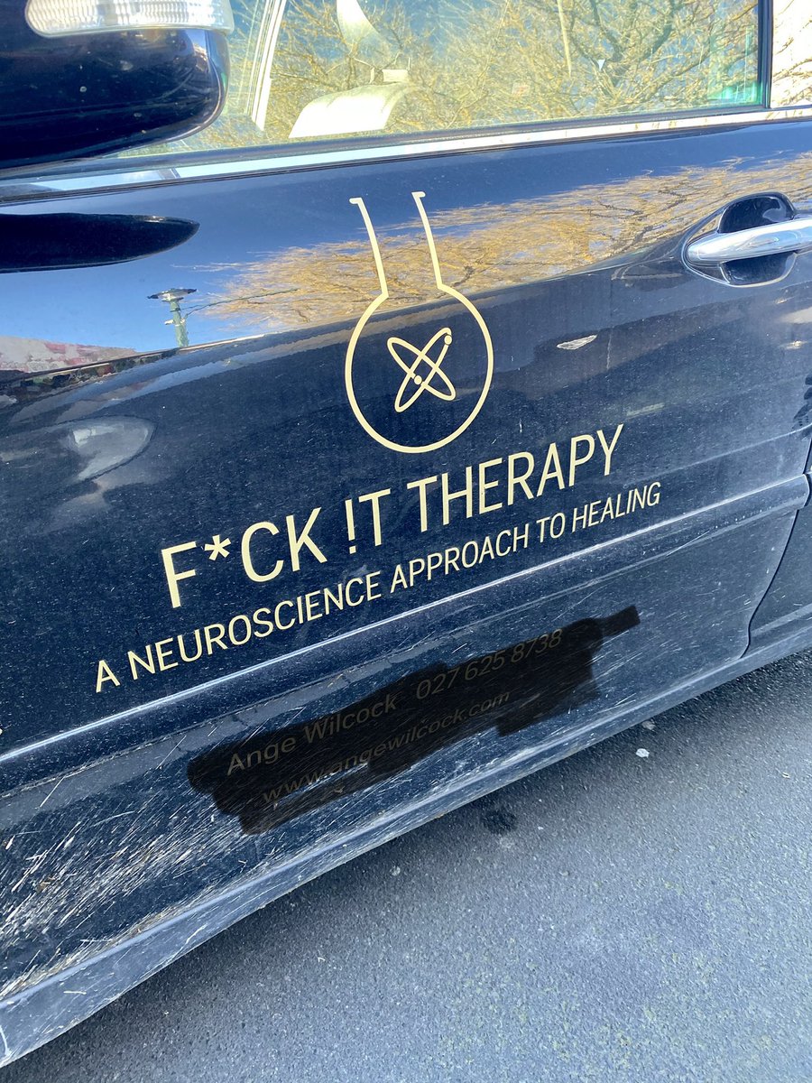 BellefieldNZ's tweet photo. Inspired thinking for this business name seen today in town. Got to love NZ! https://t.co/1gu1eBmaFS