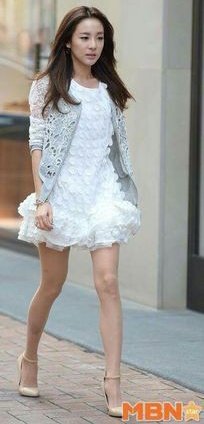 NASEyow's tweet photo. sparta era #SandaraPark was such a mood like stay there bitch, bye. https://t.co/qz9g1QlI1J
