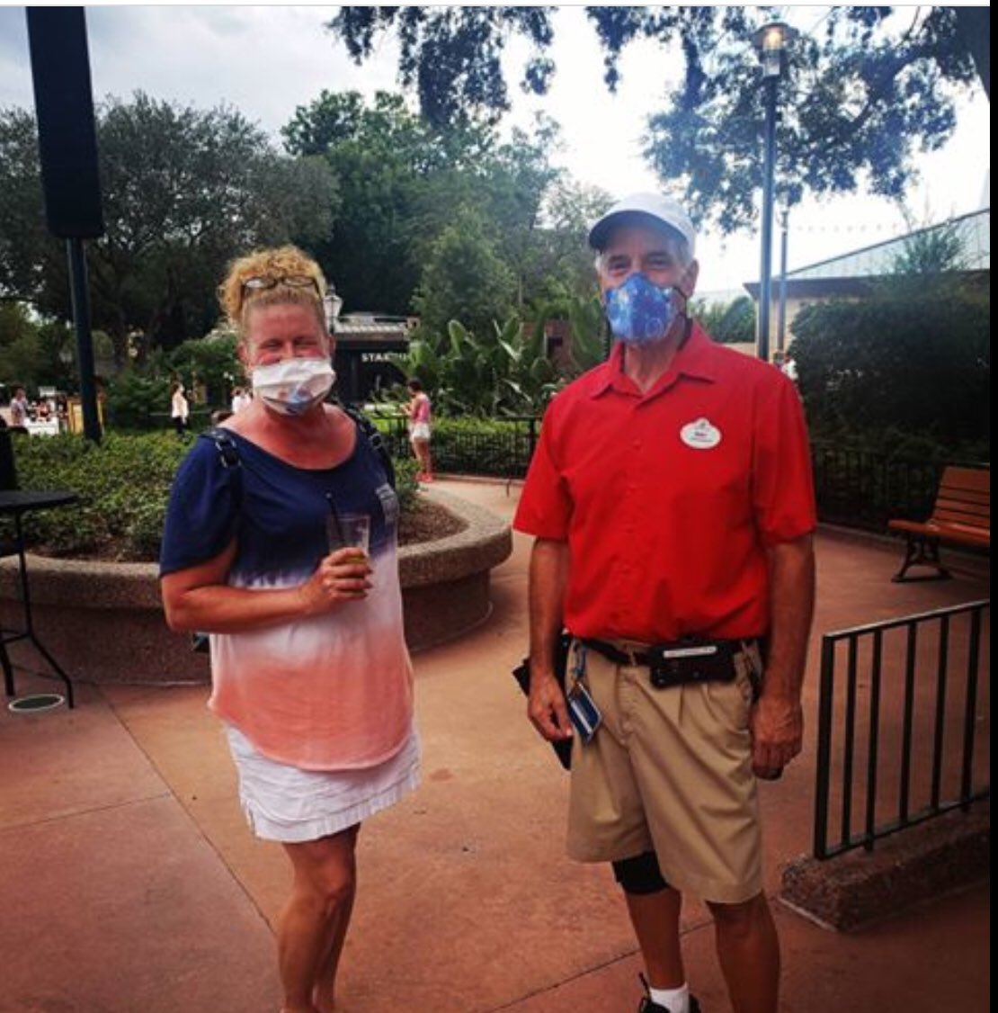 pod4christ's tweet photo. Thanks for stopping by and saying hello!! Have a magical vacation! #wdw #epcot #wdwliners #touringplans #DisTwitter #ifoundpod #CMRay #DisneyWorld https://t.co/U15qHuyPUC
