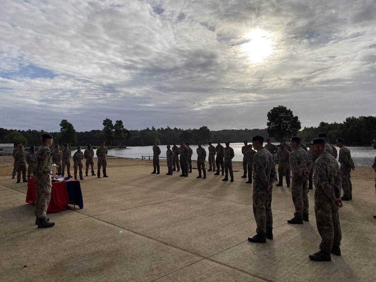 55Sqn's tweet photo. Hook Tp complete!... another 30 @Proud_Sappers Combat Engineers ready to join the @field_army.  Congratulations to the winners of the top Combat Engineer and Top Student! @3RSMERegt working at full pace to continue to deliver training... https://t.co/ULzTw8Oq6O