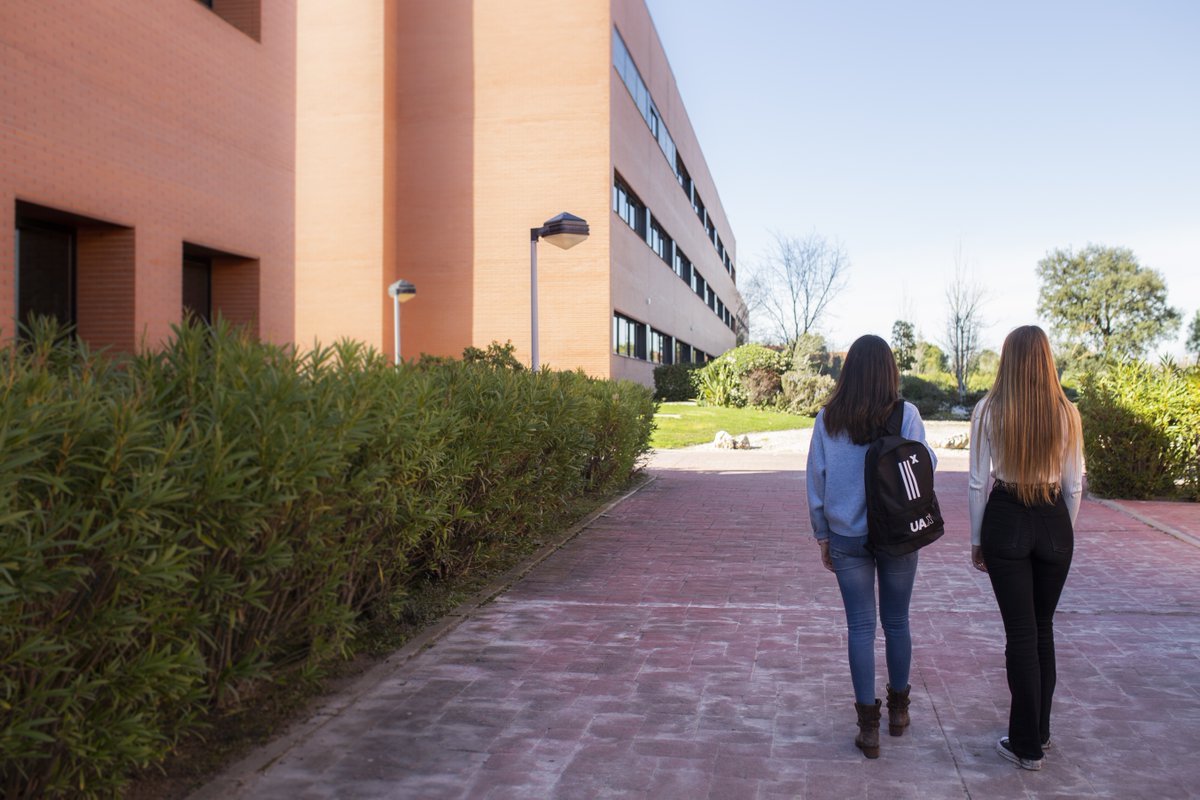 uaxuniversidad's tweet photo. Todo preparado para recibir al nuevo curso en el #campusUAX. https://t.co/Wcel0CrXfQ