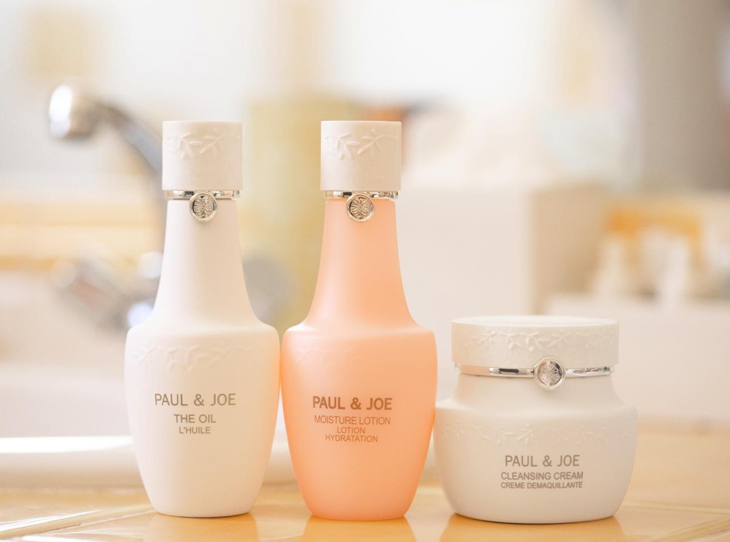 Paul Joe Beaute Jp この秋 スキンケアシリーズに濃密なうるおいのローションが仲間入り こだわりの美容成分を配合した ポール ジョー史上最もリッチなうるおいの美容液みたいな化粧水 ふっくら弾むようなハリを与えてしなやかな肌に T Paul Joe Beaute Jp この秋 スキンケアシリーズに濃密なうるおいのローションが仲間入り こだわりの美容成分を配合した ポール ジョー史上最もリッチなうるおいの美容液みたいな化粧水 ふっくら弾むようなハリを与えてしなやかな肌に T