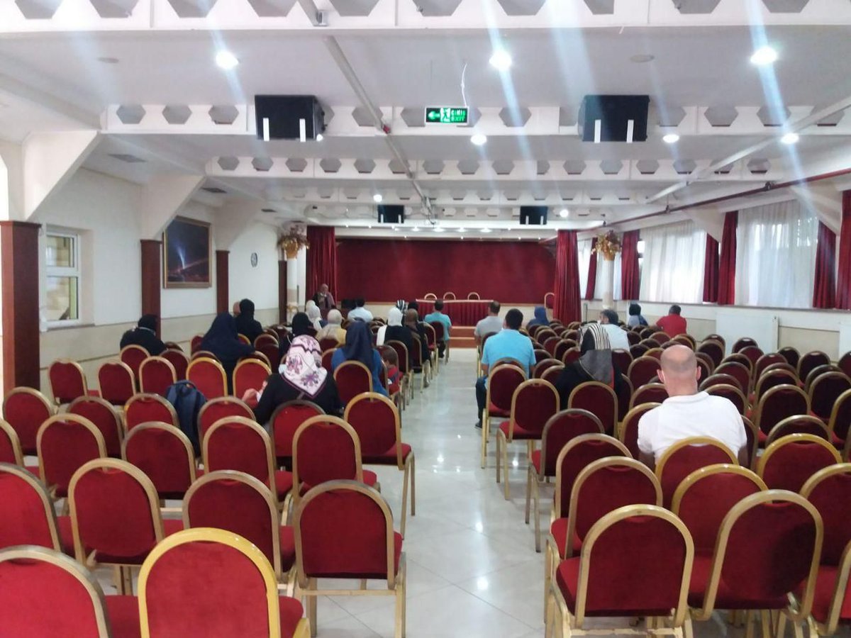cemreokullari's tweet photo. Rehberlik Servisi olarak 1.sınıf velilerimize "Okula Uyum" başlığı ile sosyal mesafe kurallarına uyarak bir seminer gerçekleştirdik.
-
#cemre #cemreokullari #akademikegitim #hafızlık #anasinifi #ilkokul #ortaokul #afyon #istanbul https://t.co/SQElrvYYF9
