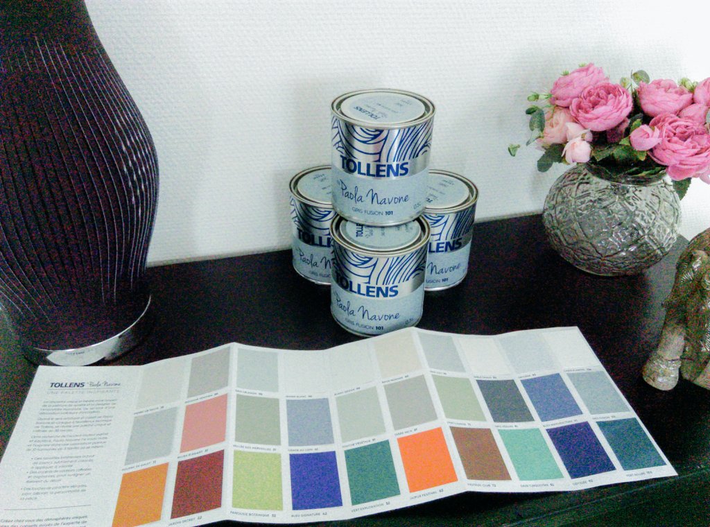 Angyboo3's tweet photo. 🖌 Nouveau test 🖌
Reçu 4 pots de peinture " Gris Fusion " de chez @peinturetollens   

#trylt #designerpaolanavone #peinture #paolanavone #tollens
#peinturetollens #nouveautest #testproduits  #testeuse #testeuseaddict #test #testeuseproduits #angy_oups https://t.co/7YsM7C4seH