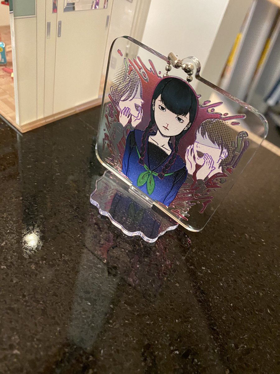 アクリルスタンドもバッチリでした。いじめ展は要予約なので@ijime_tenをチェックして予約の上お越しください〜 