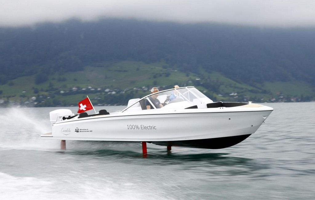 Reuters's tweet photo. 'Flying' electric speedboat debuts on Switzerland's lakes https://t.co/78nOLMAvXU https://t.co/jDftuohk2y