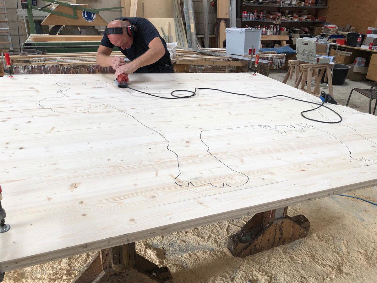 Heute geht es lossss ... wir bauen für Euch 😍. Unsere 'Melkkuh' 🐮 entsteht für unsere Teamtage auf dem Bauernhof, denn schließlich machen wir die besten Bauernhof Events, oder? 

b-ceed.de/betriebsausflu…

#melkkuh #teambuilding #bauernhofevents #bauernhof #bceed #eventagentur