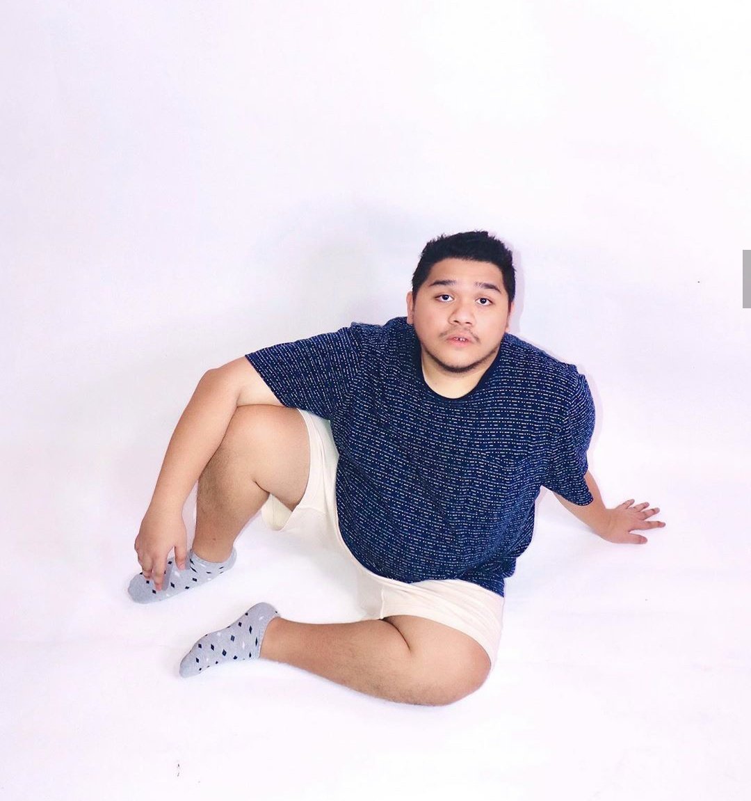 AngTanongKoSayo's tweet photo. Salamat sa lahat ng tuwa at tulong na naibahagi mo, Isa kang inspirasyon sa lahat! RIP Lloyd Cadena 😔 https://t.co/Y2aCbvi07G