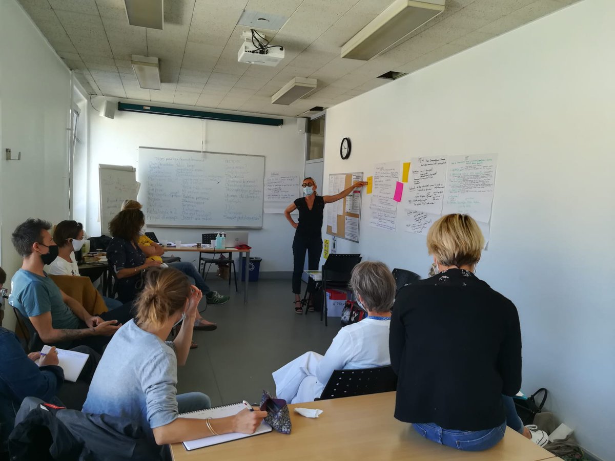 COREVIH_Alpin's tweet photo. #alpesansida Formation #TRODS #VIH #VHC masquée, en distance mais ensemble, c'est parti à Grenoble !
Salle proposée par la mairie de @VilledeGrenoble avec @AlpesReseau, l'équipe du CEGIDD de l'Isère.
(Pour les pers intéressées, il reste encore qques places pour la session 74.) https://t.co/EvMEQwnpnk