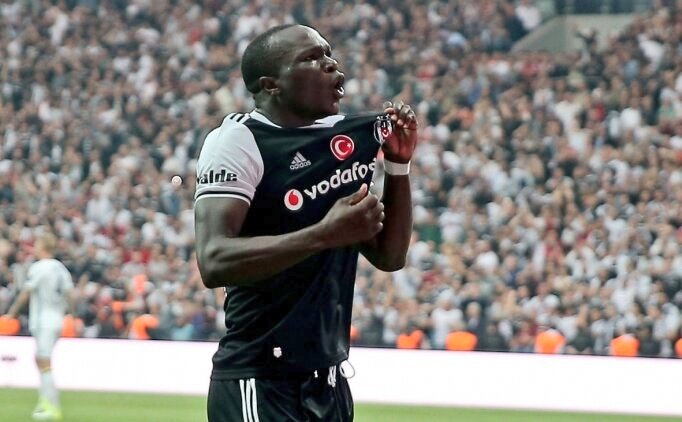 JKloppKolik's tweet photo. 🦅 İkinci forvet olarak Beşiktaş'ta kimi görmek istersiniz:

✍️ Kronik sakat Aboubakar mı?

✍️ Maaşında indirim yapmış Larin mi? https://t.co/Z4KG0SJO4u