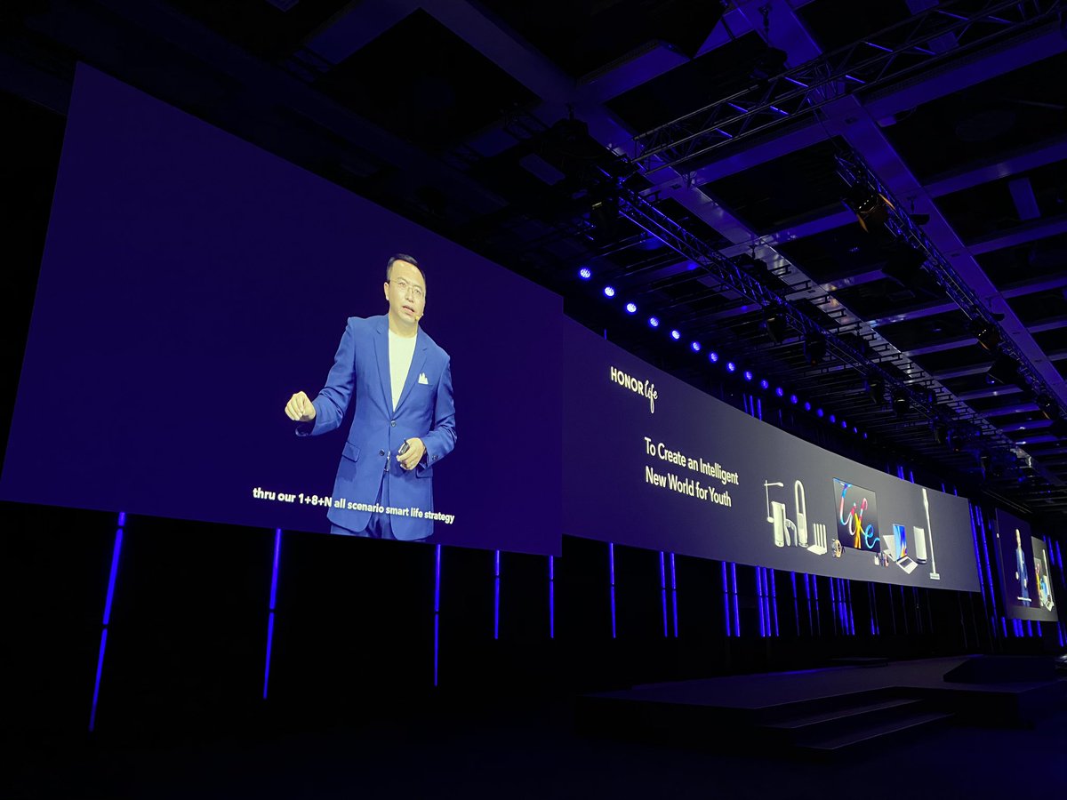 IFA_Berlin's tweet photo. George Zhao, President of @HONORGlobal kicks off the Global Press Conference at #IFA20 Special Edition! #LiveWithHONOR https://t.co/4CNVtXZ0zx