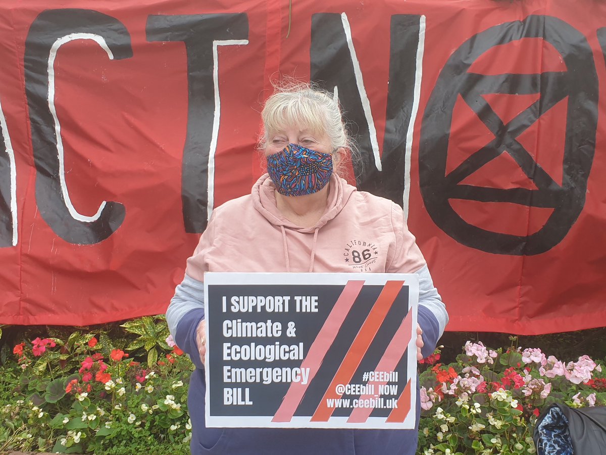 XRShrewsbury's tweet photo. Lots of support for the #CEEbill this morning. It seems we all #WantToLive @DKShrewsbury @ShropshireStar @BBCShropshire @telford_xr @LudlowXr @XRBCC1 https://t.co/1qyJBC0fBm