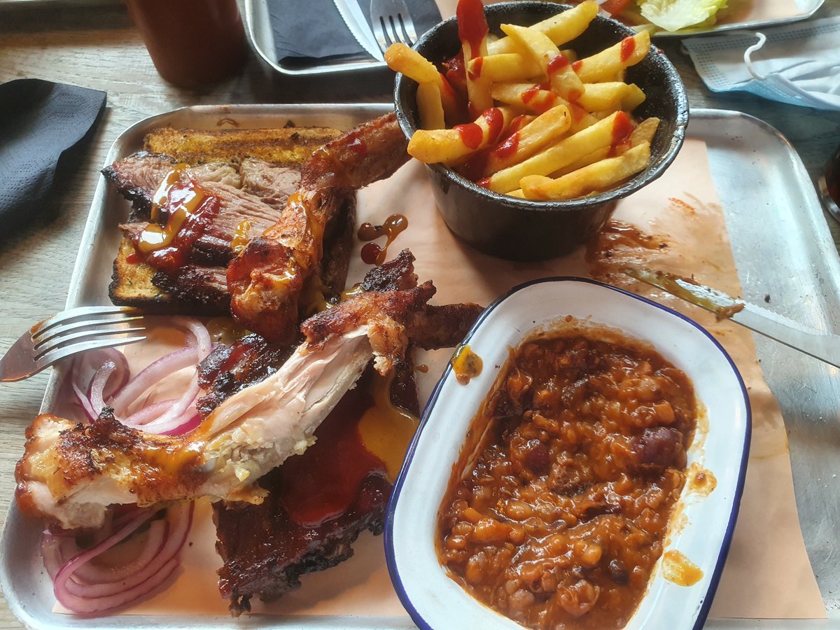Reds leeds great plate full