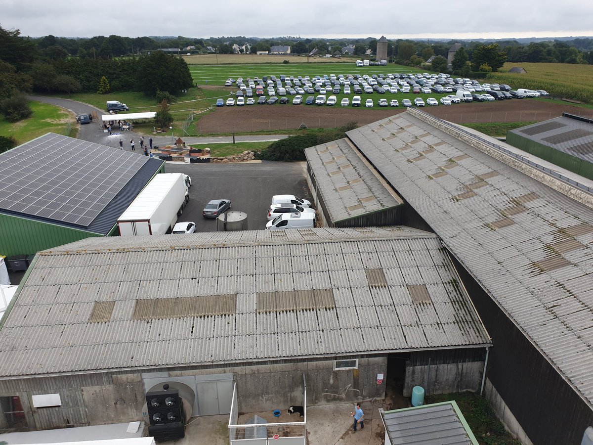 thomascogedis's tweet photo. Le @Groupe_Cogedis est présent à la porte ouverte groupe Agri Pme Kerollet à Arzal (56)
4 pôles Élevage lait - Methanisation - Cultures Légumes - Strategie Pilotage 
#innovation #circularite #HVE #methanisation #strategie 
L'équipe @Groupe_Cogedis est fière de les accompagner https://t.co/E5OeZQLUDg