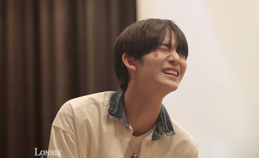 wizhae's tweet photo. @CIX_Official 너의 미소는 나도 웃게 만든다 💚💚💚💚🥺🥺🥺🥺🥺🥺 #배진영지녕배배 https://t.co/ElnJt7AFbt