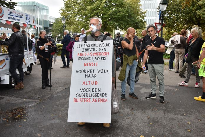 Niemand: mensen die slimmer willen lijken dan ze zijn: welke ..