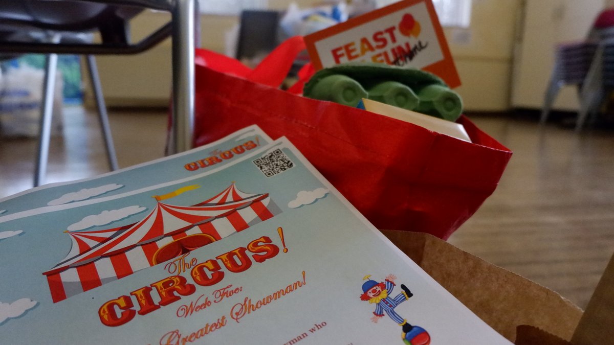 PlymTogether's tweet photo. Our #FeastofFunatHome has finished for the summer!
Yesterday was the last event with St Edward's & The Rock Community, who have connected with families in need providing not only the food but each week adding an activity task on the theme of the circus.
What an amazing job! https://t.co/uv8uOM8GkX
