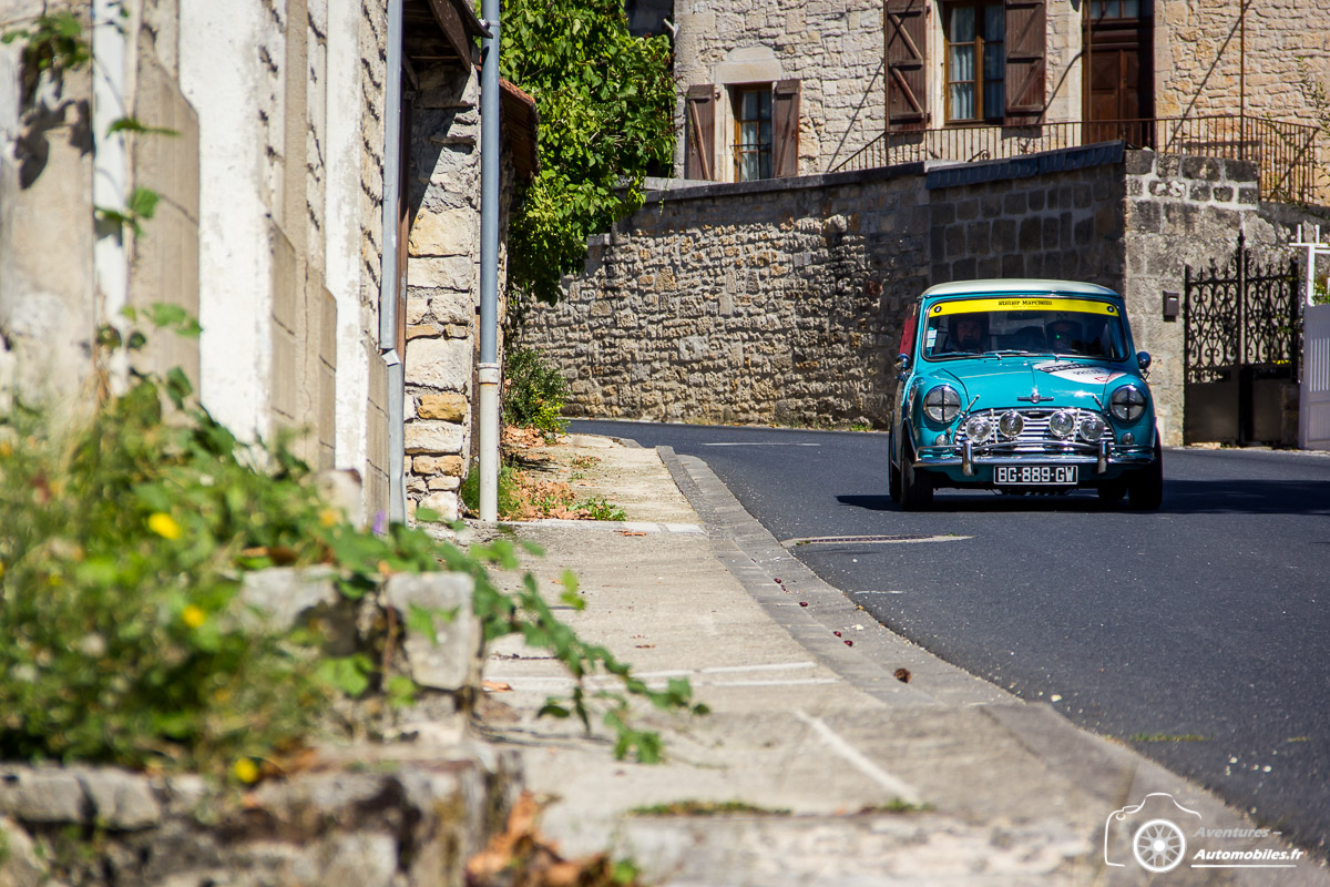 AUTOMOTIVPRESS's tweet photo. #TourAuto étape 3, quelque part près du village de "Turenne"...
@tourauto
📸 #AventuresAuto https://t.co/WJurDTHkZA