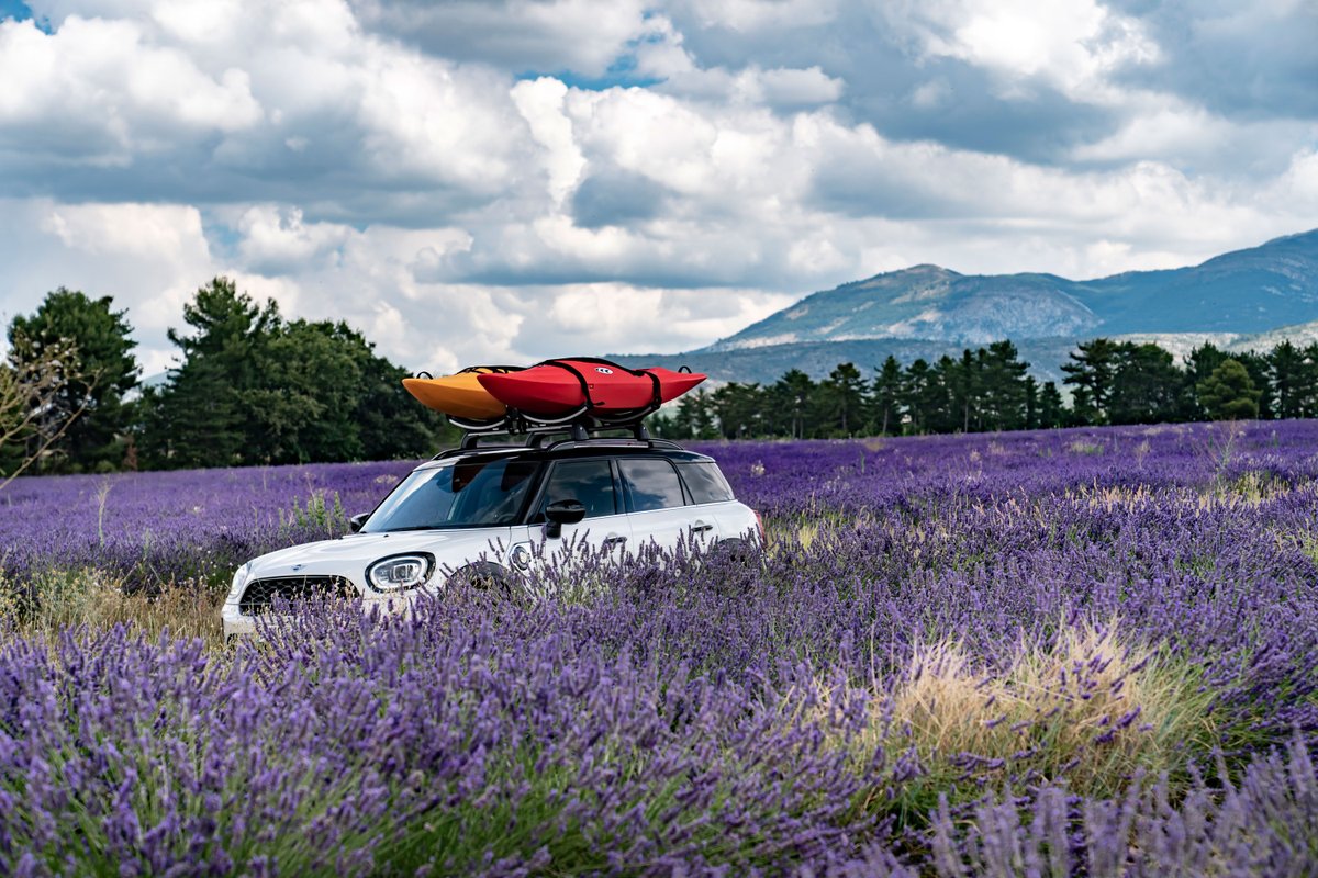 VinesgroupMINI's tweet photo. Embracing electric with the new #MINI Cooper SE Countryman ALL4 Plug-in Hybrid.

#MINI #MINIUK #VinesMINI #MINICountryman #Countryman #PHEV #2020 #ALL4 https://t.co/s8lEvxta55