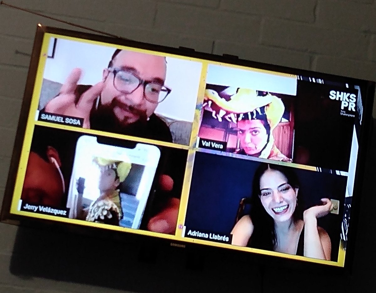 mariela_pop's tweet photo. 😂😂😂😂😂😂😂 qué momentazo! @Valerozavera @jerryvelazquez https://t.co/1SYhXiRoUP