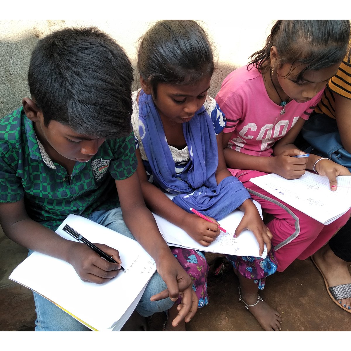 WeAreShubh's tweet photo. Education for all.
#Uniteforchange #shubhfoundation #letstalkletsshareletshelp #childeducation #slumchildren #slumchildreneducation #gotoschool #gotoschoolkids #edu
#EducationForAll #edutwitter #EducationNeverDies  #righttoeducation
@SonuSood https://t.co/iOyCYhcR6J