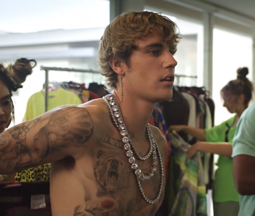 driplikebizzle's tweet photo. JUSTIN BIEBER WILL FOREVER BE THE LOVE OF MY LIFE https://t.co/zoUk3F4tGS