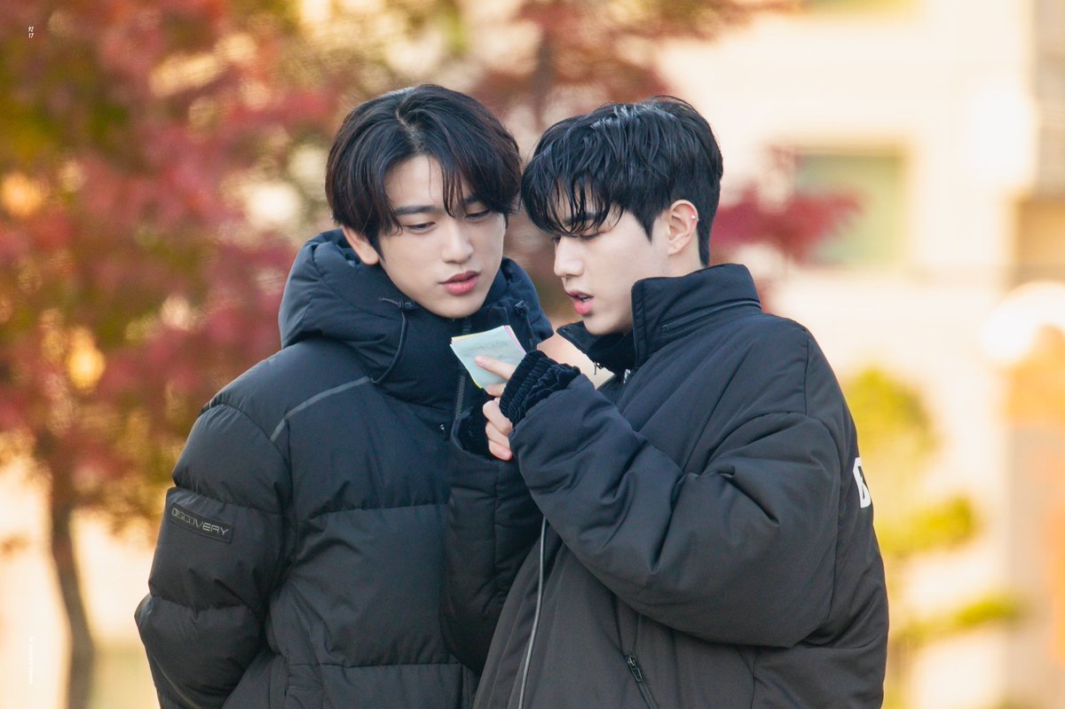 9217_pjykyg's tweet photo. Happy birthday Mark 🎁

#ForeverWithMarkTuanDay
#MarkTuan #마크 
#GOT7 #갓세븐 https://t.co/Ne82EnEomq