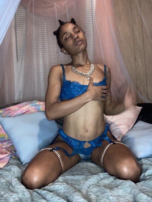 Bad Gyal 😈 Check out my Onlyfans for more sexy full nude content🍑💦 https://t.co/wS2zXKukIR https://t<a href="/tag/twerk"class="tags"><span>#twerk</span></a><a href="/tag/onlyfans"class="tags"><span>#onlyfans</span></a><a href="/tag/contentcreator"class="tags"><span>#contentcreator</span></a><a href="/tag/freakmood"class="tags"><span>#freakmood</span></a>