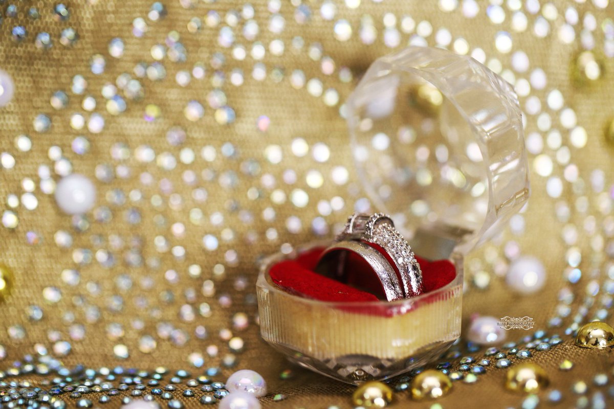 beebphotography's tweet photo. Wedding details 
Please RT https://t.co/CT5c2hWFZx