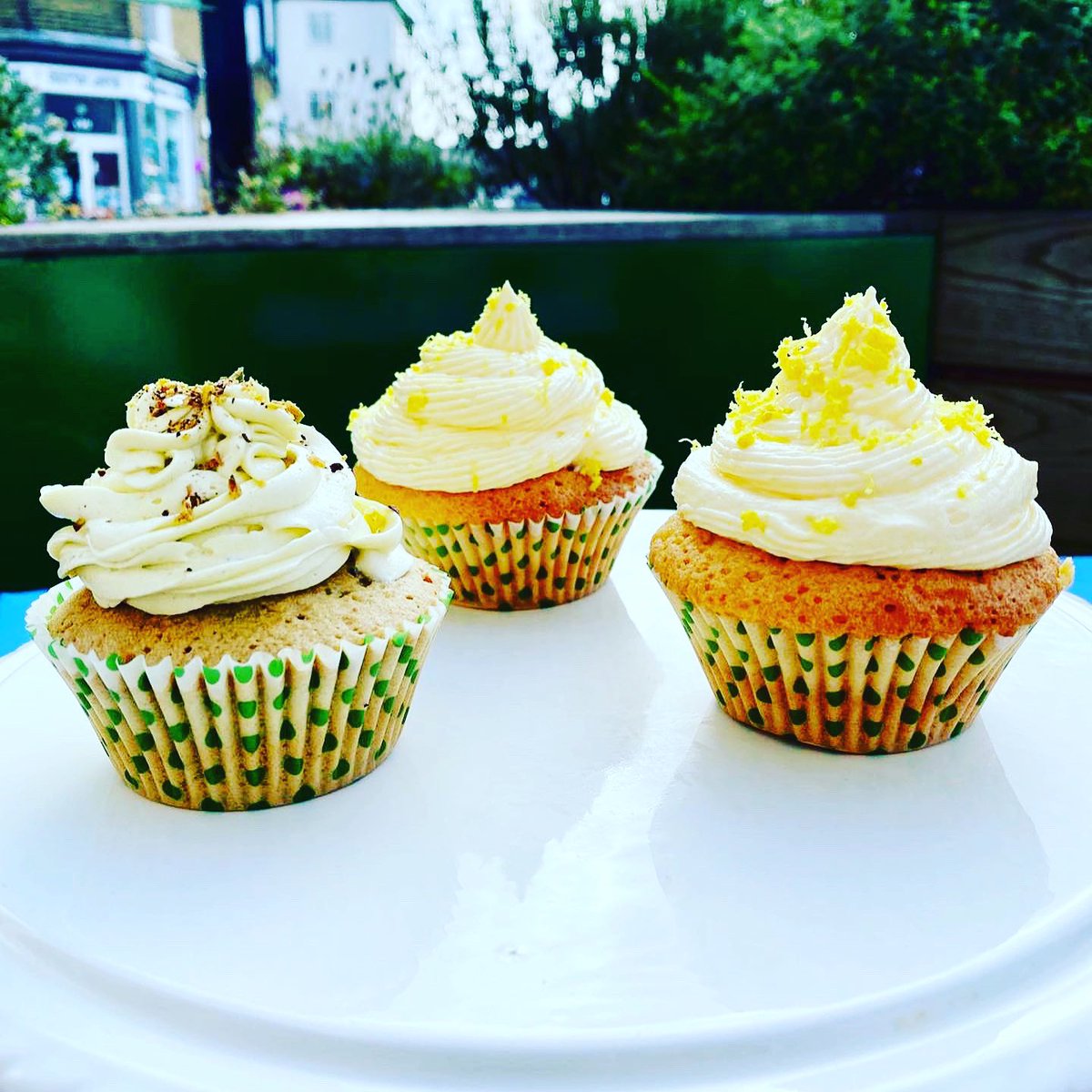 PekoeMellowTea's tweet photo. It’s Happy Friday @pekoemellowtea house, come celebrate with a little something for yourself! #pekoemellow #pekoemellowteahouse #pekoemellowtea #cake #cakealishious🍦🍫🍰🍪🍞 #cakeeating #happyfriday #treatyourself #cakes #foodie #w6 #brakenbury https://t.co/DqzXkh9cqN