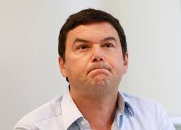 tcabarrus's tweet photo. Enfin, un débat équilibré au cours duquel #ThomasPiketti ne délire pas seul contre le #gouvernement. Sur le #PlanDeRelance qui n'est "pas assez social", #DSeux lui répond que les filets sociaux existent (#RSA, #APL) et que le but, c'est l'#emploi et la #croissance. #franceinter https://t.co/ZCd8NawtUl
