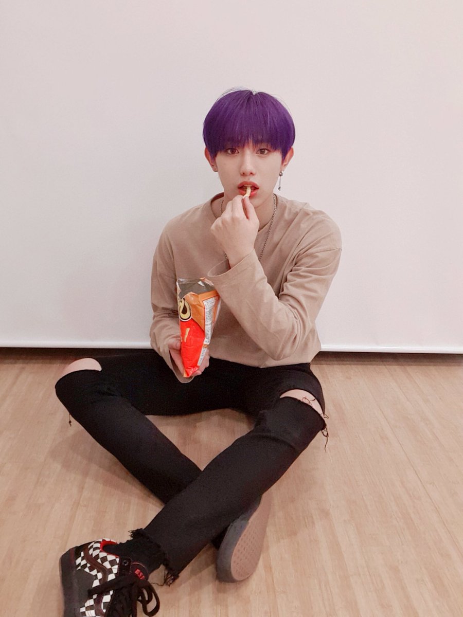 puplehairnice's tweet photo. 94. 온리원오브 밀 https://t.co/RbjIn5ykMA