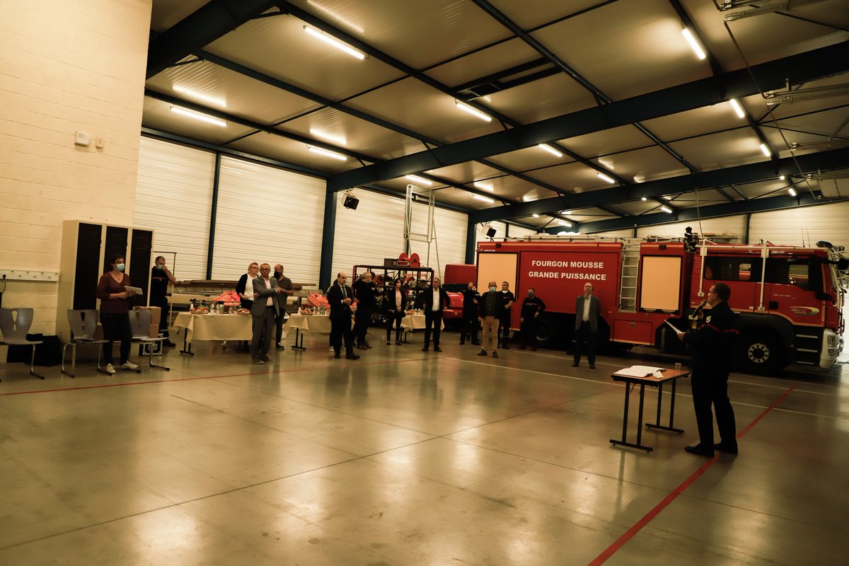 sdis08's tweet photo. #Ardennes Lancement du premier "Petit-déjeuner employeurs" au #CIS #Vireux avec le colonel hors classe Frédéric DELCROIX #DDSIS. L'objectif est de sensibiliser les employeurs sur les conventions. #Ardennes #JeLaissePartirMonEmployéSPV #JeRecruteUnSPV #SusciterDesVocations https://t.co/bMytmp7pBW
