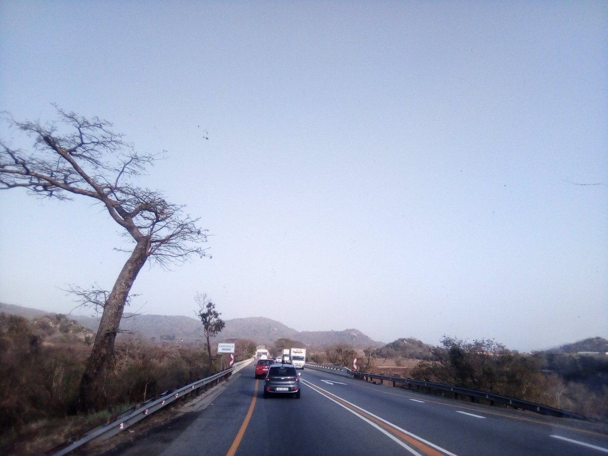 Let the #weekend vibes begin. 

TWM team on our way to #Witbank with @jsl_transfers 

#fun #shuttle #family