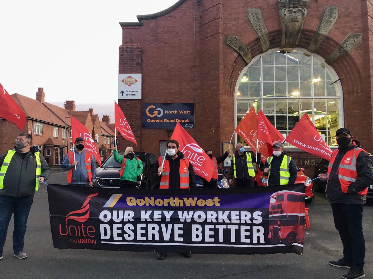 Unite_NorthWest's tweet photo. Great support this morning for the 477 key workers based at @gnwbus Queens Road following the suspension of our rep and the threat of #fireandrehire ✊

#OurKeyWorkersMatter https://t.co/5fltepuNgN