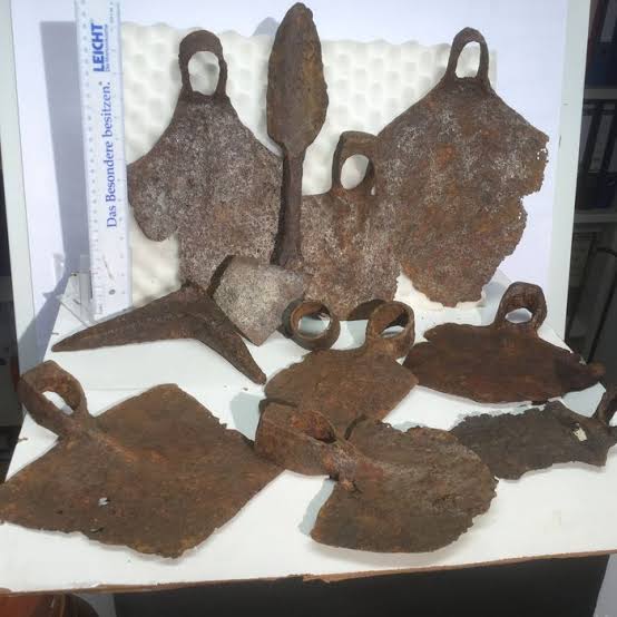 Ancient Africans also made tools to help with building and gathering other resources like plants and better stones from quarries.Some tribes/Cultures (eg Mali Empire) made mining equipment to gather gold and salt. These could be sold or used for jewelry and preserving food.