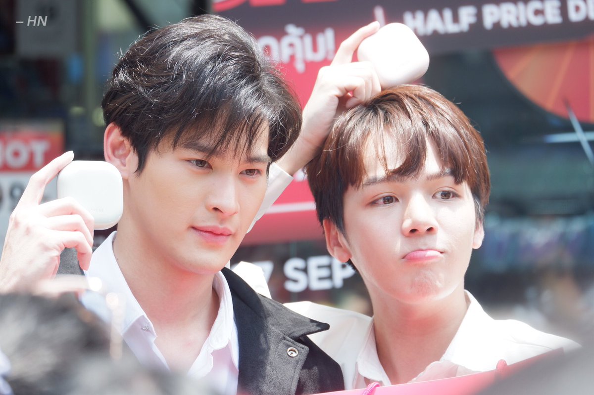 hnsnapp's tweet photo. 200904 — Long time no see ~ 

#cooheart #number_9th 
#LaneigeThailand #LaneigexKaoEarth https://t.co/lI68OeZYKB