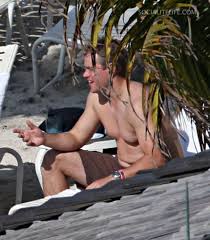 colinfirth_top's tweet photo. 아니 근데 나 정말... 맷의 나이먹은 몸이 너무 좋아.... 너무 귀여워.... 야해...
love his body.. so cute and erotic... #MattDamon #Otter_Princess https://t.co/lWarHd8HEn