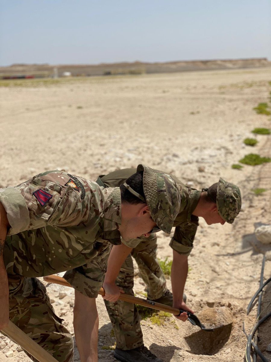 32Engr_CO's tweet photo. Winston's Week. Summer break complete &amp; back to meaningful activity.Variety of employment &amp; spread of location as rich as ever. Highlights include: supporting ops in hot sunny places; diving in cold, sunny places; skill at arms; and a bit of track bashing. #AssaultEngineers https://t.co/c6BXmJdIuO
