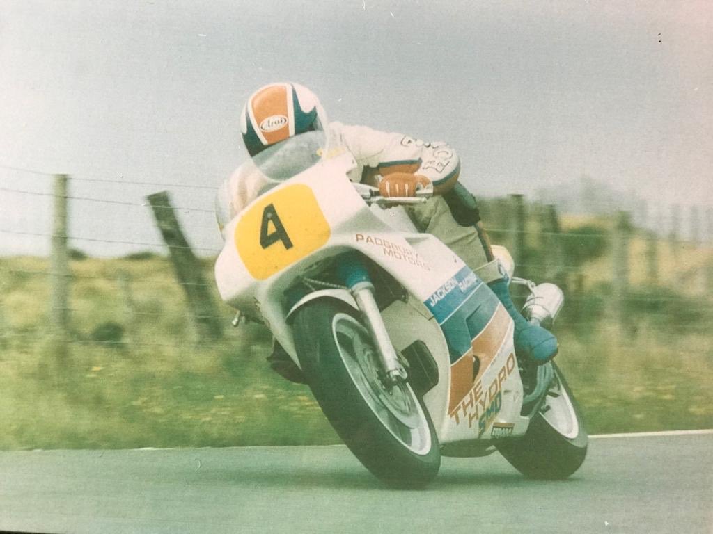 Jack5onRacing's tweet photo. 30 years ago a young Simon Beck went on to win the Senior MGP, onboard the @Jack5onRacing Honda RC30
Simon went on to great things and was a larger than life character, not a day passes without remembering or telling a story involving him and dad Stan. #Hero #TeamComplete 😍 https://t.co/pGKAHrR8nA