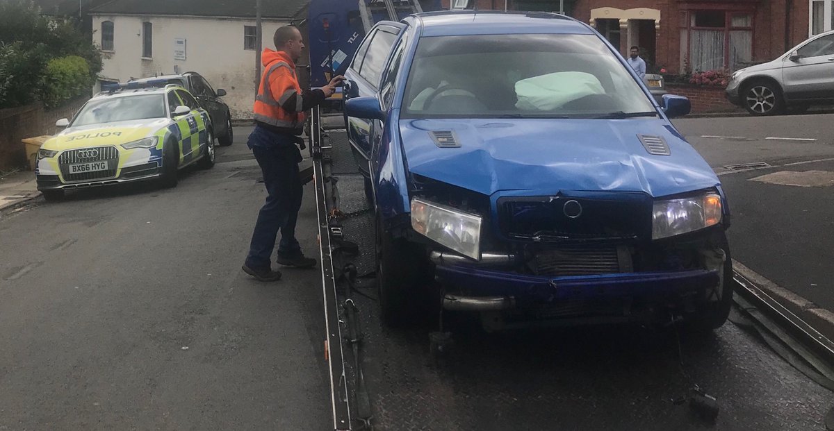 StaffsDogs's tweet photo. This vehicle failed to stop for #StaffsARV and in the process was involved in a collision with two parked vehicles. Driver and passenger both arrested for drug supply after running and throwing a large bag of cannabis over a fence. Located by #PDBarry. Both under investigation. https://t.co/yAL7OCniZP