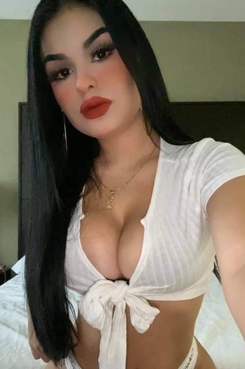 SpicyHotBitchy's tweet photo. Pelinegra 📷😛😘
#cumtribute #cocktribute #cum #cock https://t.co/dDrlI7iz9F