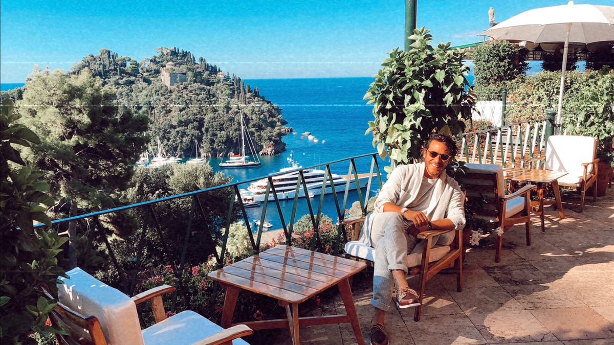 JackSavoretti's tweet photo. I've arrived in Portofino! What an incredible place for a live stream

#OneNightInPortofino: https://t.co/3FFyqhUAxy

@belmond #ad https://t.co/Vl5WxXksTg