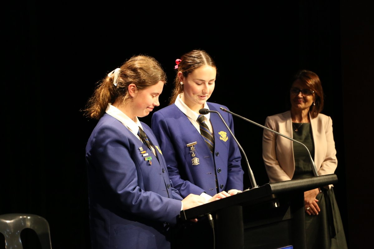 loretonh's tweet photo. "With hopeful and uplifting spirits, we ignite joy in the hearts of others." So begins the journey of our Year 11 students as leaders and women of felicity in our LN community. This afternoon saw Year 12 hand over to Year 11 in a special Leadership Ritual. #girlsbygirls https://t.co/1enHNJh7s9