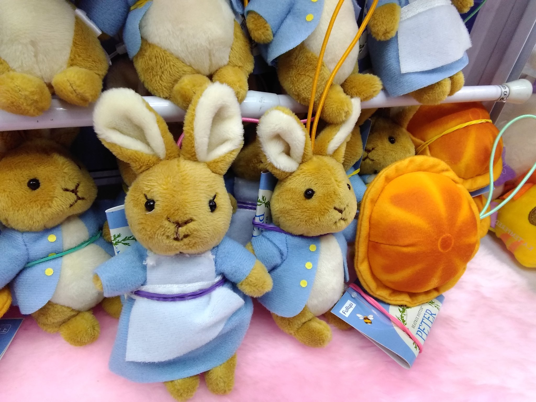 Twitter 上的 アミューズメントゾーン北上店 ピーターラビット おとうさんとおかあさんとピーターのマスコット 入荷しました おかあさんとピーターと お おとうさんがちょっと衝撃ですw ﾟoﾟ W ピーターラビット 岩手 ゲーセン プライズ ソユー北上店