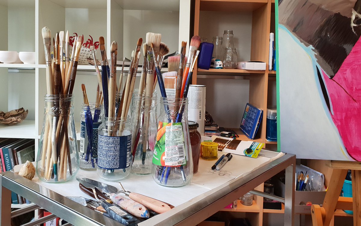 MarieCM8's tweet photo. Ce dimanche 6 septembre de 11h à 18h30, des artistes locaux ouvrent leurs ateliers au public.
Une édition certes masquée, mais les oeuvres vous parleront! Plans disponibles le jour même devant la mairie. #art #proximite #atelier #peinture #sculpture #BaladeSympa https://t.co/5vAwcfYtwk