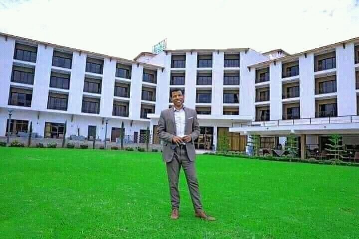 FreeAllPolitic's tweet photo. Kan oromoo sodere cufanii kan Haile resort Adamatti ebbisiisan.    Sodere kan oromoo waan taeefi cufani kan haile Adamatti Ebbisiisan banan.
#FreeAllPoliticalPrisoners 
#FreeJawar_mohamed https://t.co/iJ7ze58DxR
