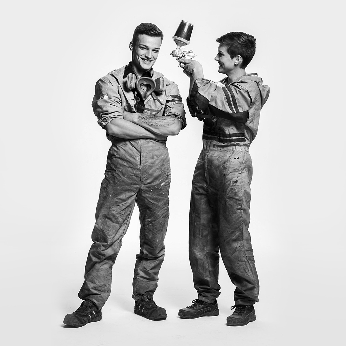 Dürfen wir vorstellen? Die neuen Kampagnenbotschafter/innen für Das Handwerk:
1. Hauke Hubert, Land- und Baumaschinenmechatroniker 
2. Carina Harders, Elektronikerin 
3. Jule Janson, Beton- und Stahlbetonbauerin 
4. und 5. Lukas und Johanna Kaiser, Fahrzeuglackierer/-in #handwerk