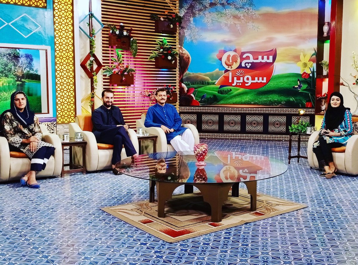 NaimatKDurrani's tweet photo. Talking about willpower &amp; the value of time at Such TV.

https://t.co/SaHbwnfHRk https://t.co/Tdk4x5E4KI