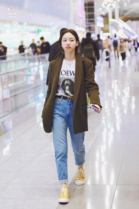 NabongTokki's tweet photo. A thread of Nayeon and Jennie friendship goals, coz why not?

The Nation It Girls🔥💞 https://t.co/QukIk8RU1o
